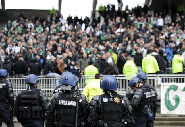 L'impressionnant dispositif de sécurité autour d'ASSE/Lyon