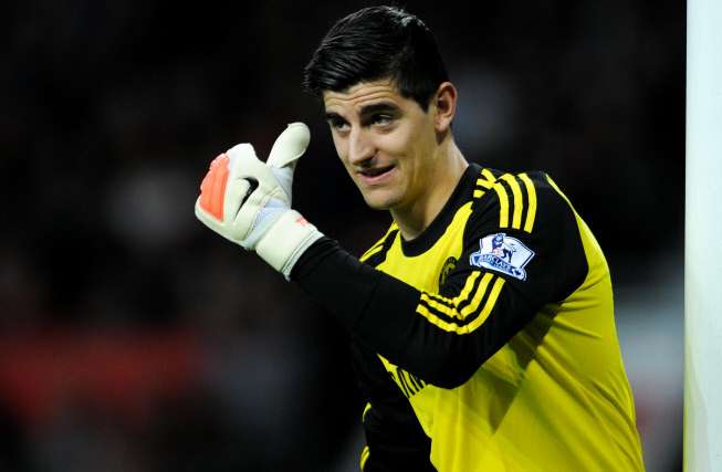 Gary Neville voit Courtois dépasser Neuer