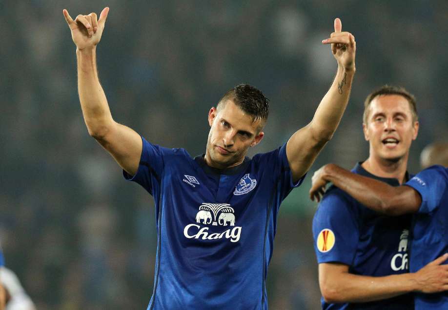 City en patron, Mirallas en artiste
