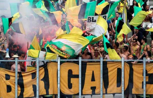 Une association de supporters relance le ministère