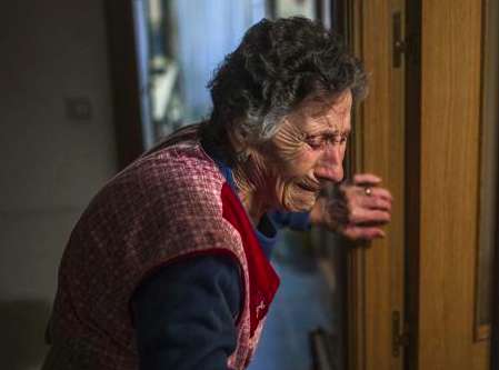 Le Rayo vient en aide à une vieille dame