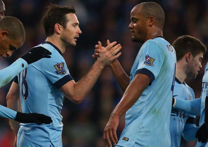 Manchester City gagne petit à Leicester