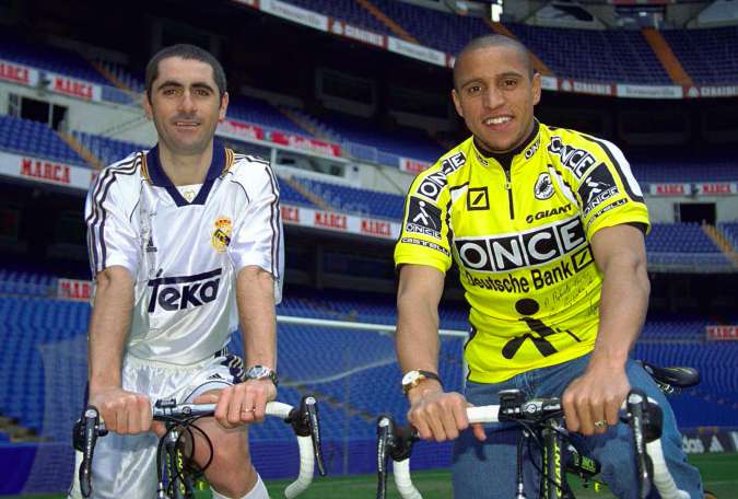 Roberto Carlos vend Lucas Silva
