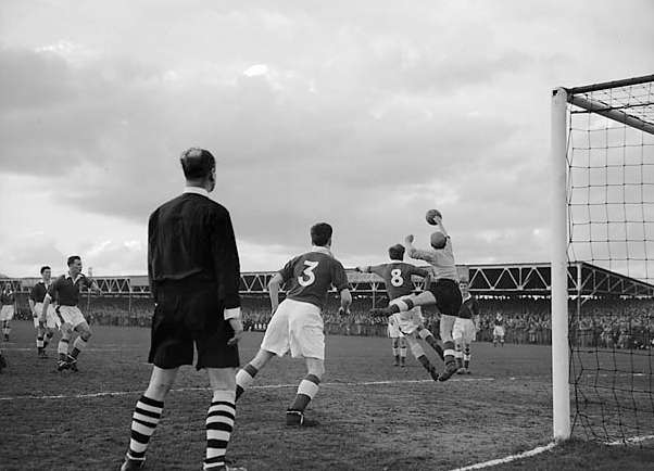 Charles Reep, le père du Long ball