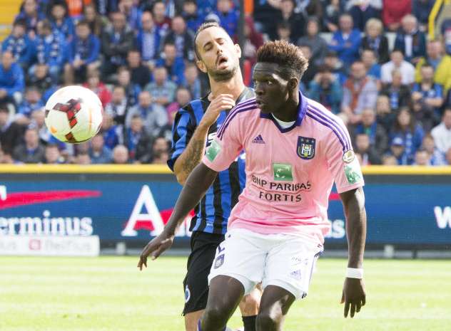 Puni pour avoir participé à Danse avec les stars