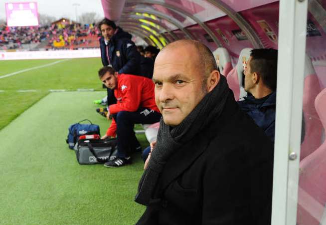 Dupraz veut laisser passer un but adverse