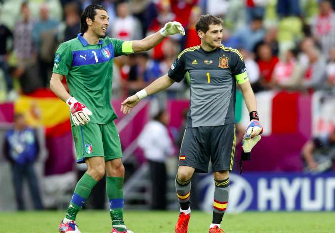 Buffon soutient Casillas