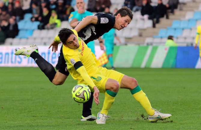 Nantes coince, Metz s&rsquo;extirpe