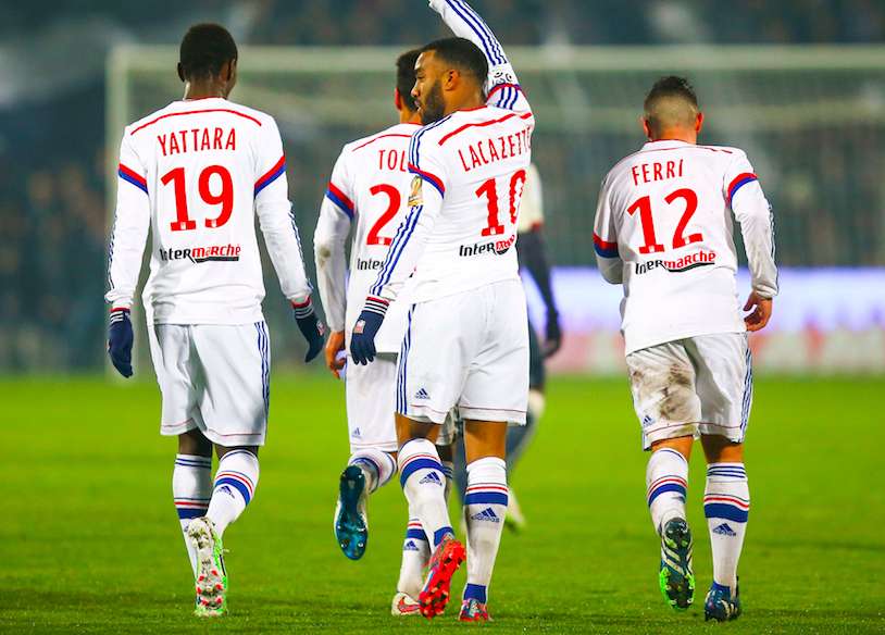 Lacazette assoit Lyon sur le trône de Ligue 1