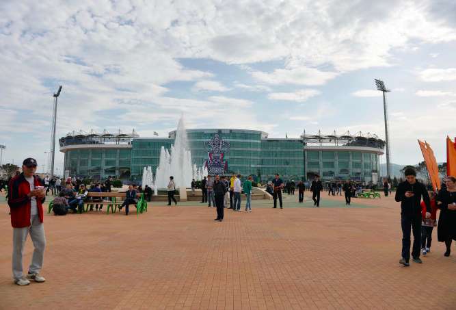 Anzhi : un jeune assassiné dans sa voiture