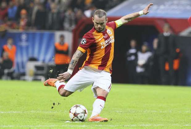 Sneijder annoncé en Italie