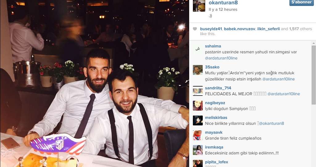 Photo : la tarte-chaussure d&rsquo;Arda Turan