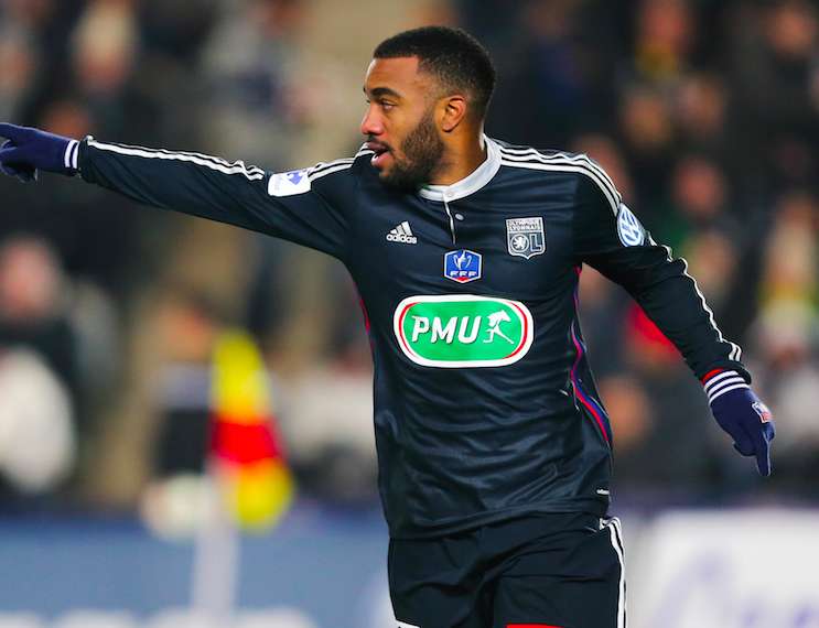 Un nouveau trophée pour Lacazette