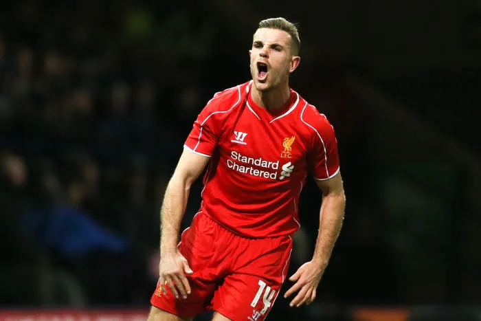 Joey Barton descend Henderson