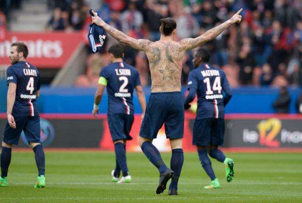 Zlatan suspendu pour la faim dans le monde