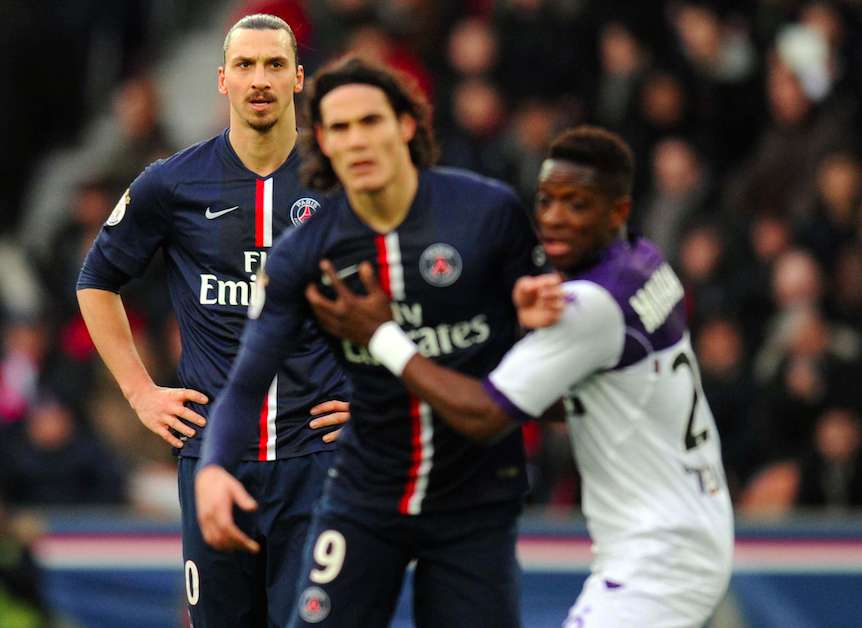 Faut-il sacrifier Ibrahimovic au profit de Cavani ?