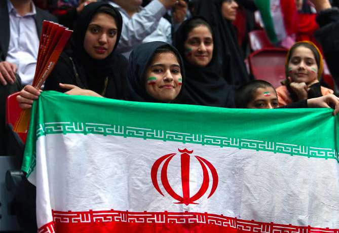 Blatter veut des femmes dans les stades iraniens