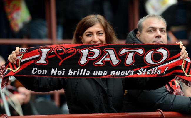 Pato pense à un retour en Italie