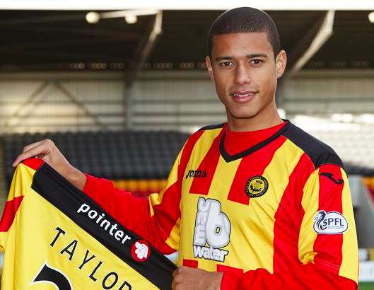 Tylor, l&rsquo;Écosse et Montserrat