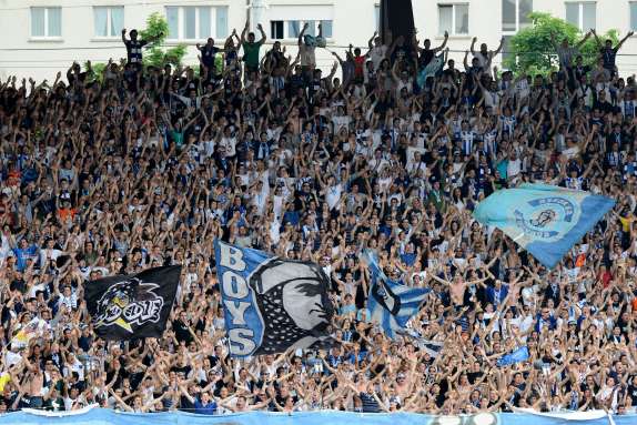 Des hooligans zurichois attaquent des fans du FC Sion