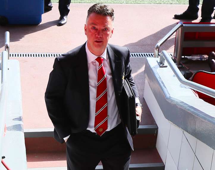 Un trophée pour Van Gaal