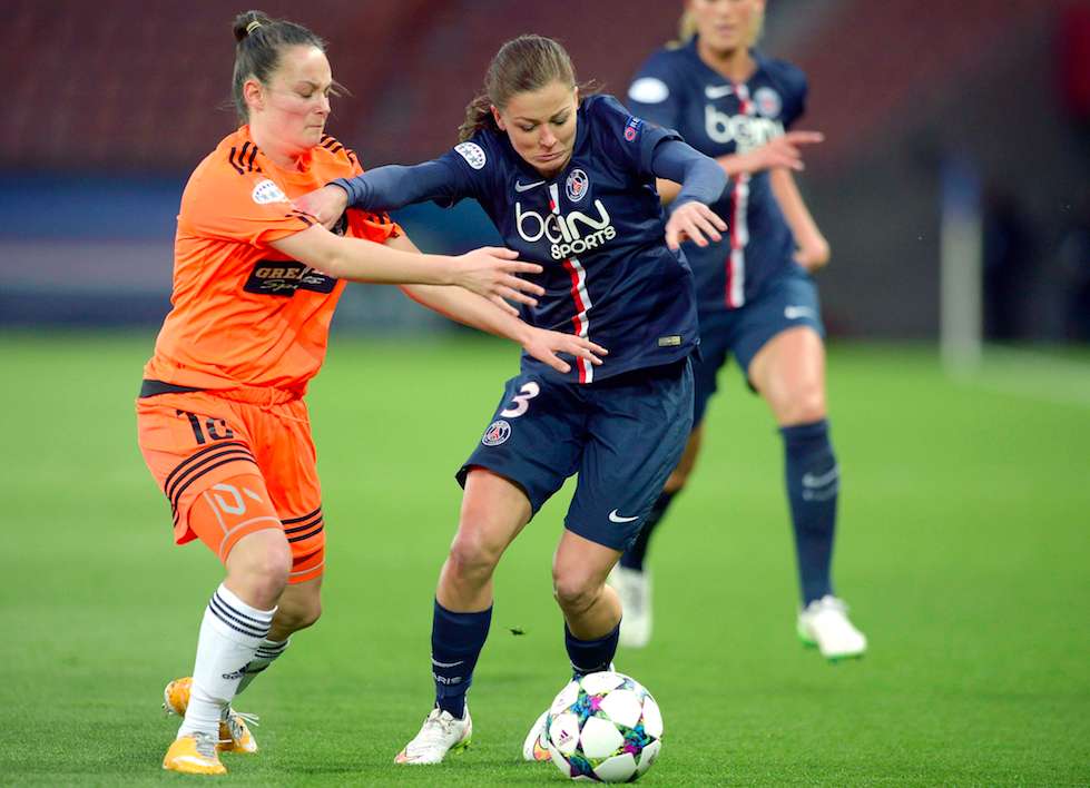 Paris écrase Glasgow et s&rsquo;offre une demie