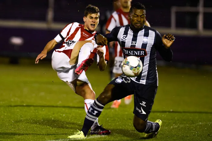 Polémique sur Twitter entre le président équatorien et son club de coeur