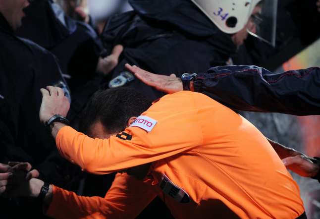 Un arbitre agressé par des parents et un coach en Belgique