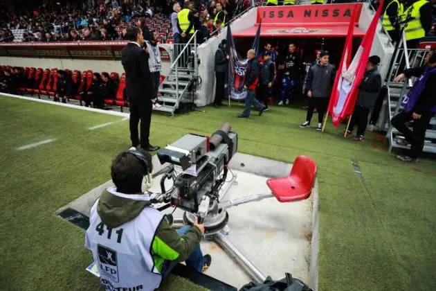 Le football devient-il une émission de télé-réalité ?