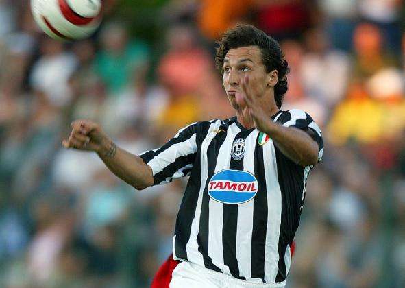 Il y a dix ans, Zlatan mettait son premier triplé…