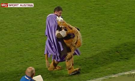 La mascotte bourrée de l&rsquo;Austria Vienne