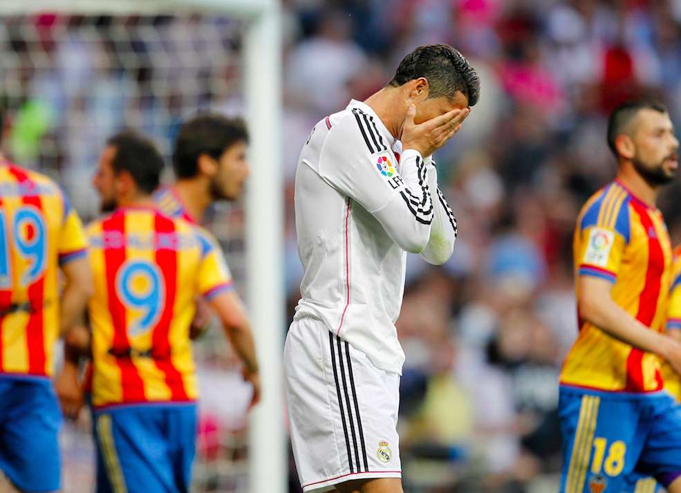 Valence juge de la Liga, Pedro profite des miettes