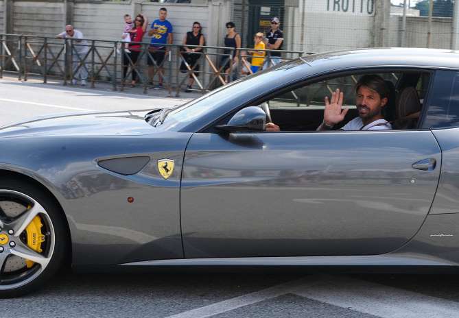 Storari, meilleur numéro 12 du monde