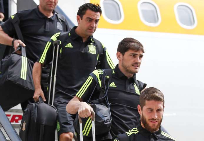 Xavi défend Casillas