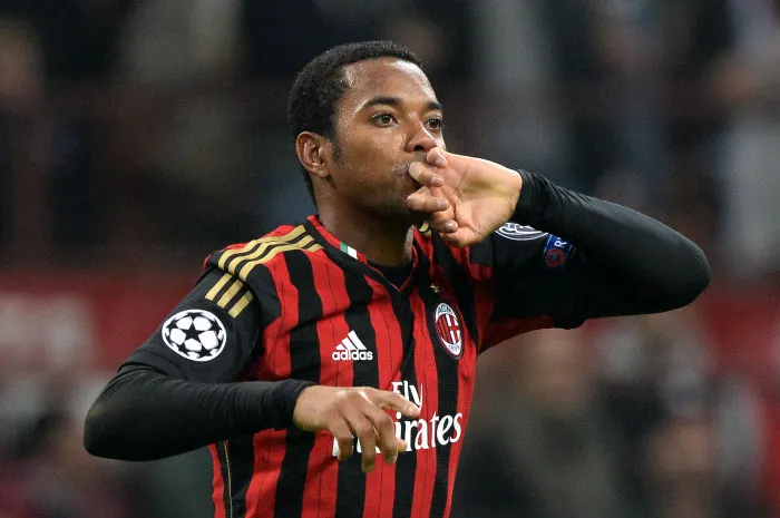 Robinho résilie son contrat avec Milan