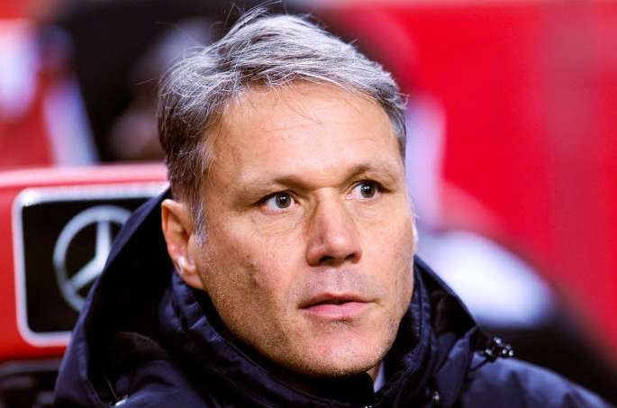 Van Basten : «<span style="font-size:50%">&nbsp;</span>Ma volée, c&rsquo;était de l&rsquo;instinct et de la fatigue <span style="font-size:50%">&nbsp;</span>»