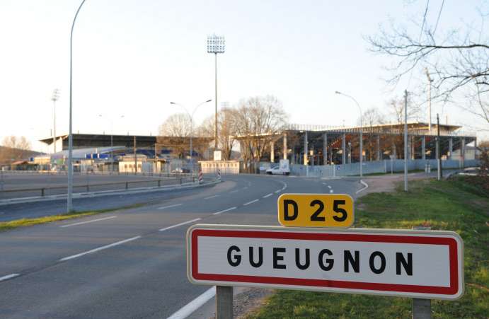 Bourg-Peronnas trouve refuge chez les Forgerons