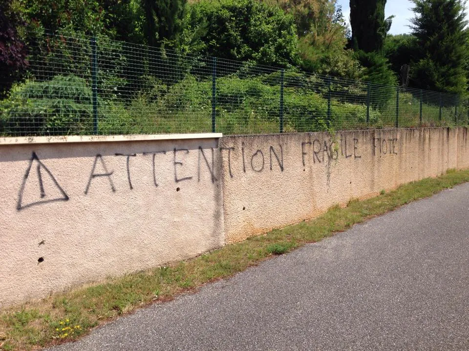 Le tag sur l&rsquo;ancienne maison de Gourcuff
