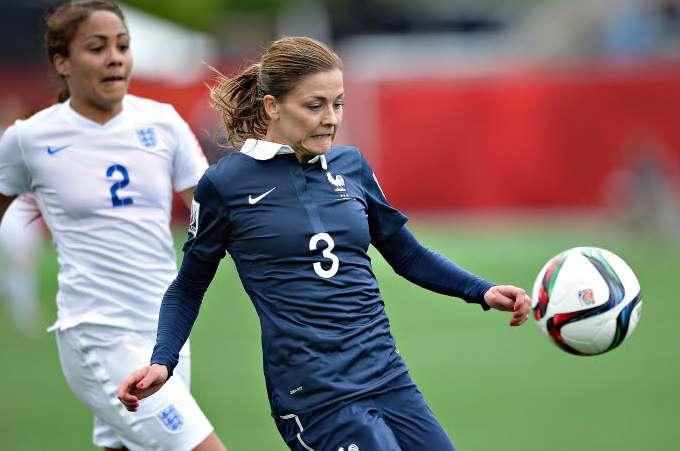 La FFF irrite W9 et les Bleues