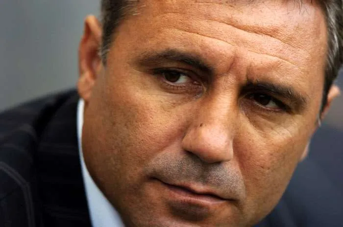 Stoichkov allume la FIFA et Platini