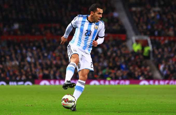 Tévez : «<span style="font-size:50%">&nbsp;</span>Avec Messi, il suffit d&rsquo;un regard<span style="font-size:50%">&nbsp;</span>»
