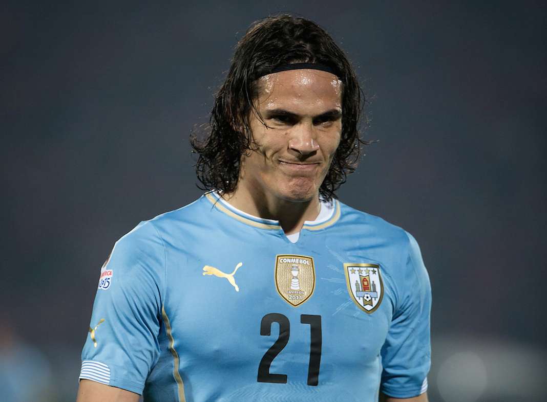 Cavani rend visite à son père en prison