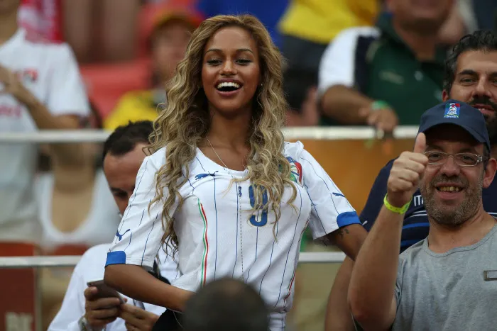 Fanny Neguesha a le béguin pour Neymar