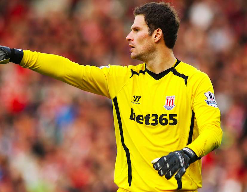 Begovic atterrit à Chelsea