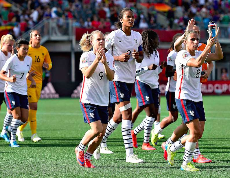 L&rsquo;entraîneur du PSG encense les Bleues