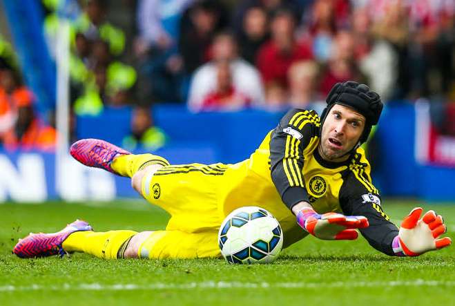 Petr Cech quasiment à Arsenal