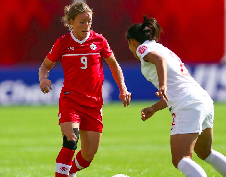 Les Canadiennes prennent le quart