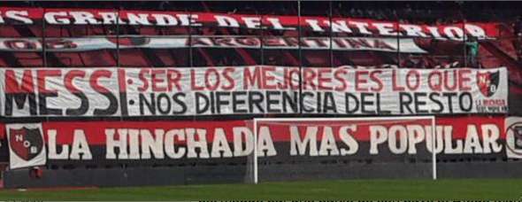 Photo : une banderole pour remotiver Messi