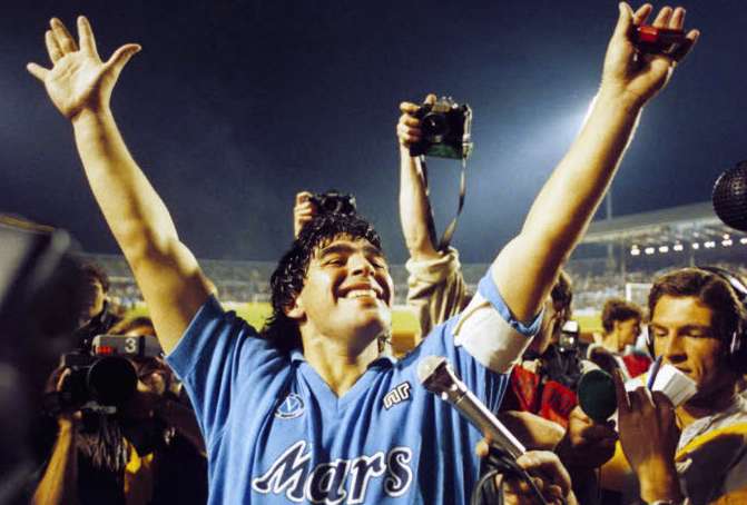 Maradona et ses six millions de dollars