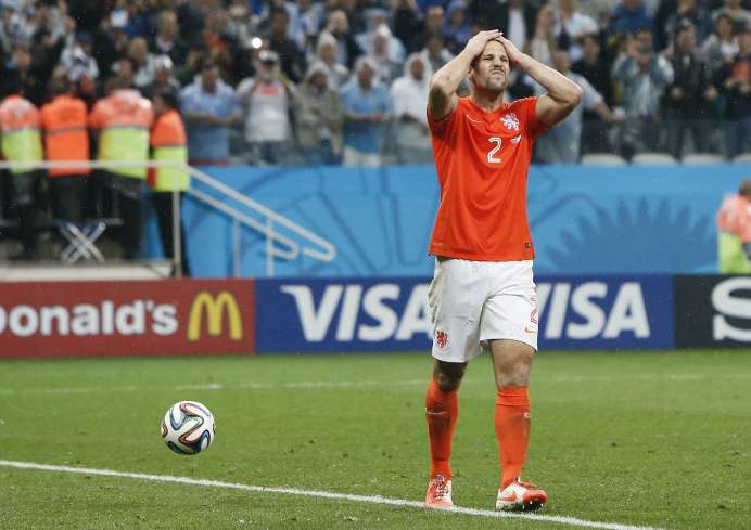 Vlaar K.O. pour quatre mois